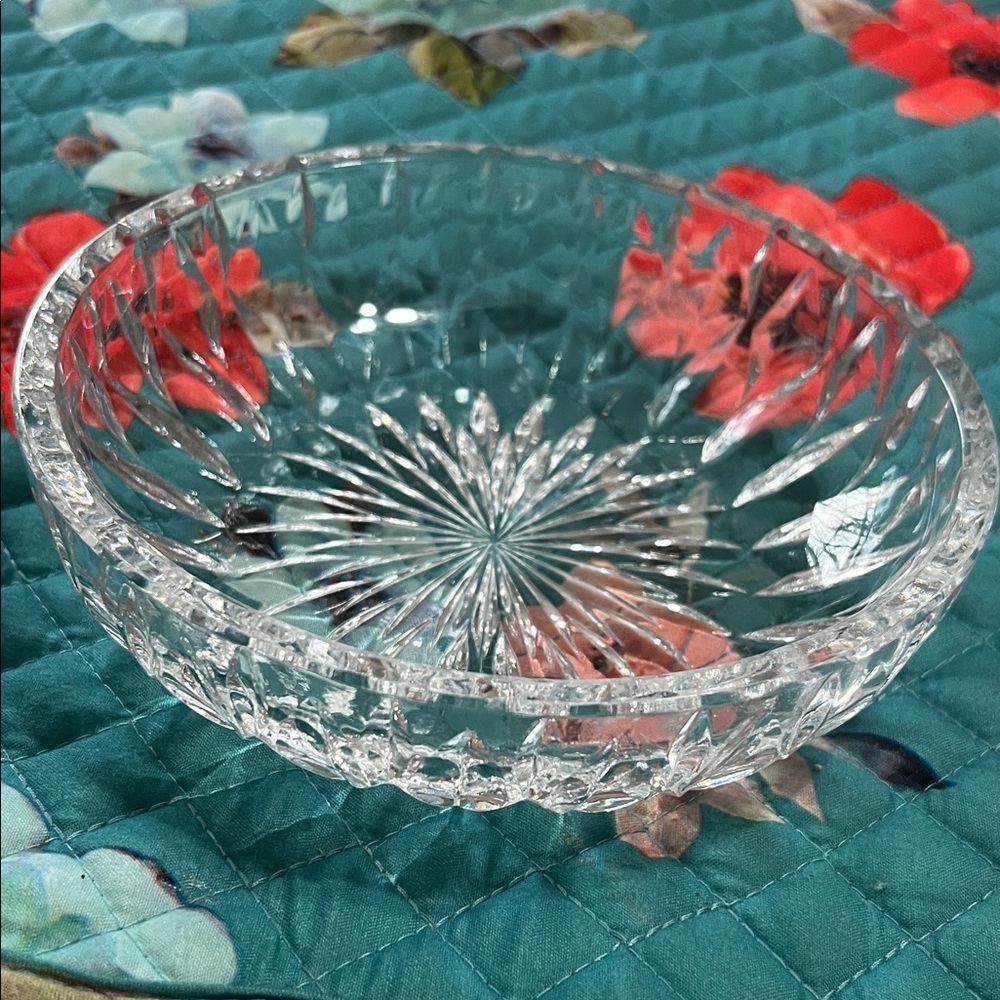 Vintage Crystal Fluted Sunburst Serving Bowl Candy Dish 5.5”